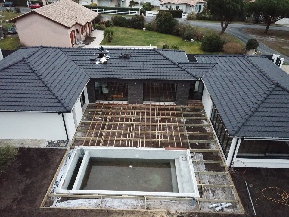 terrasse extérieur piscine